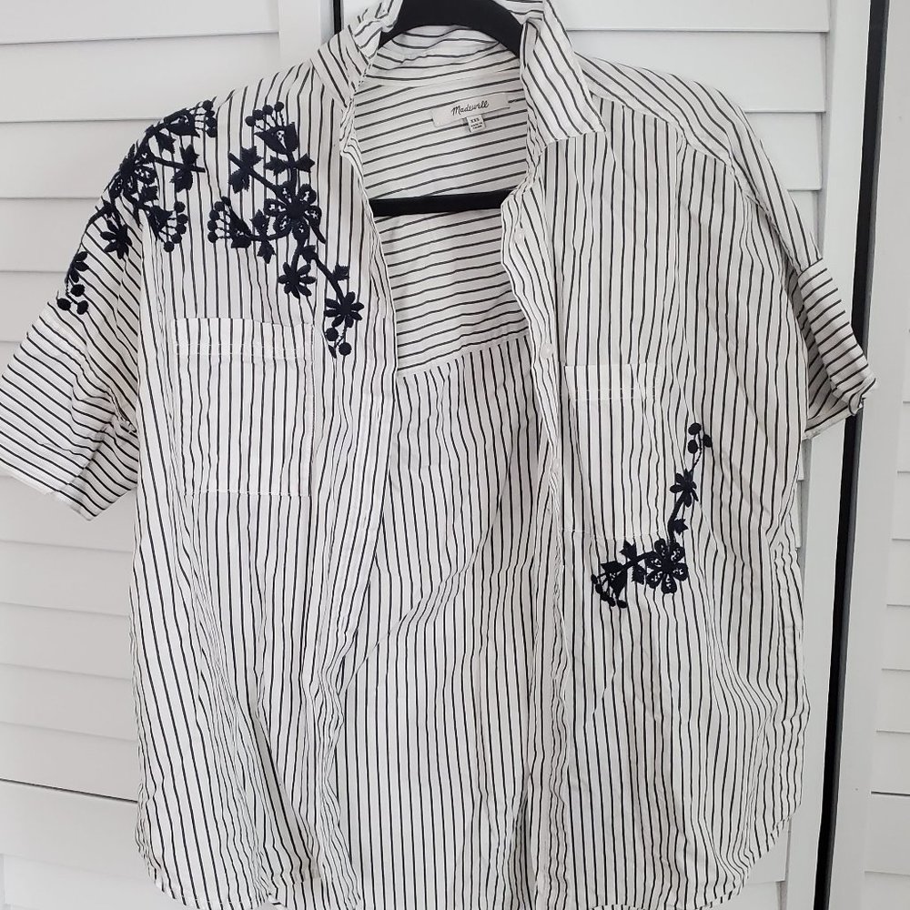 Madewell button down top, embroidery